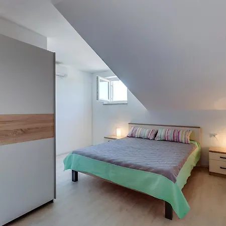 Karin Apartament *