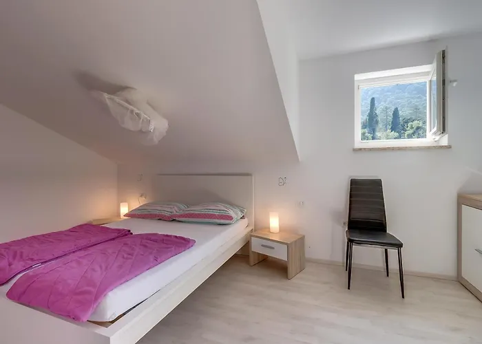 Karin شقة Veli Lošinj